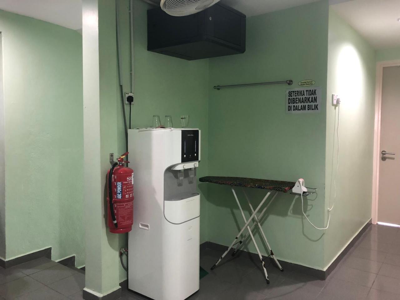 Best Seven Motel Kuah Exterior photo